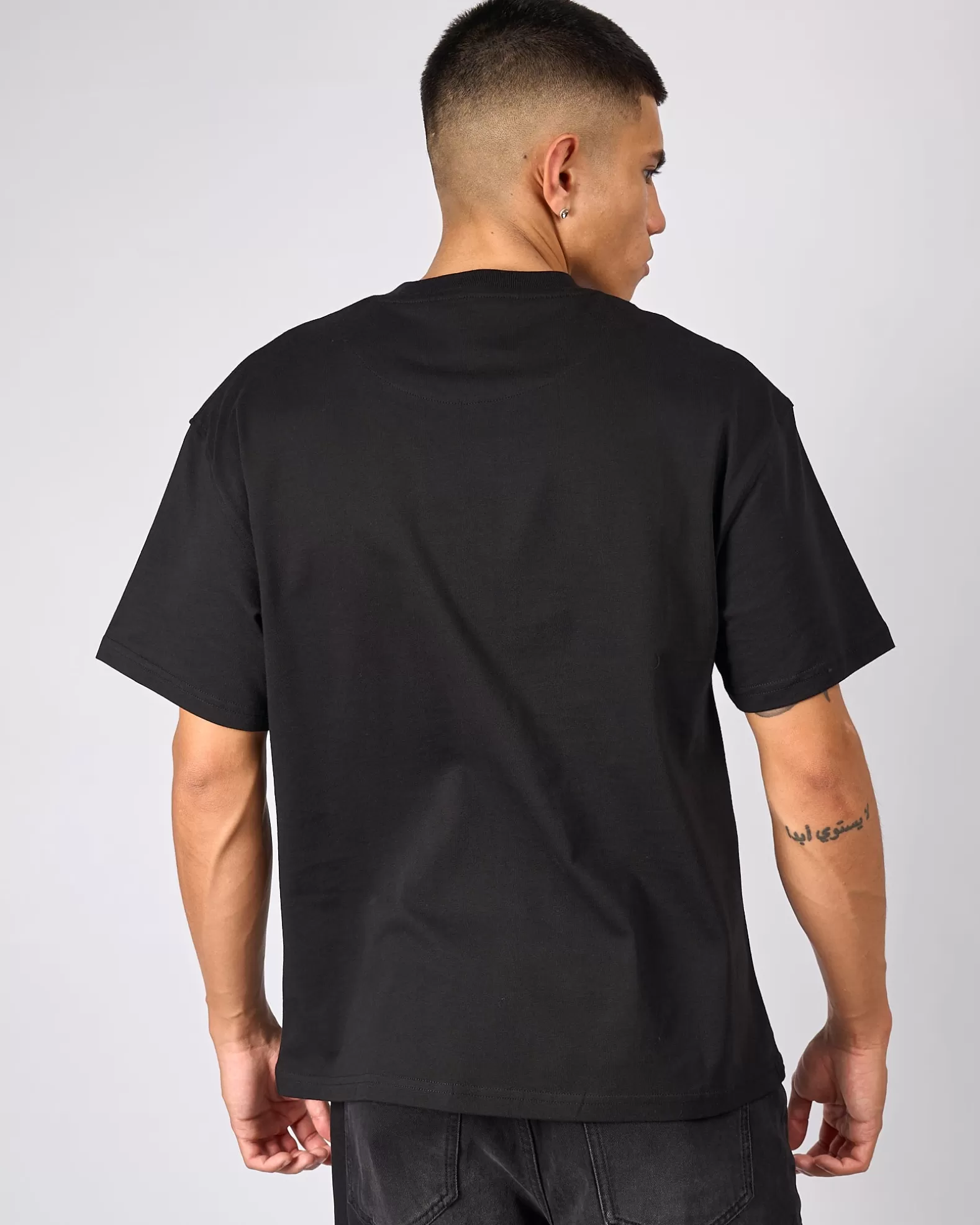 black_defender_tshirt_4.webp Outlet Mercier Black Defender Tshirt