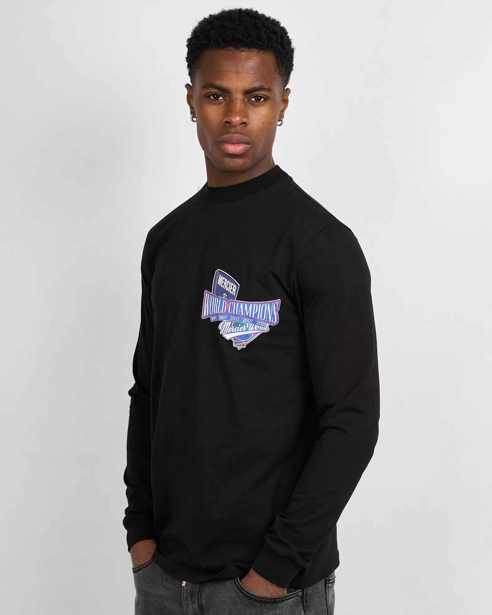 black_mercier_the_series_longsleeve_tshirt_5.webp Sale Mercier Black The Series longsleeve Tshirt