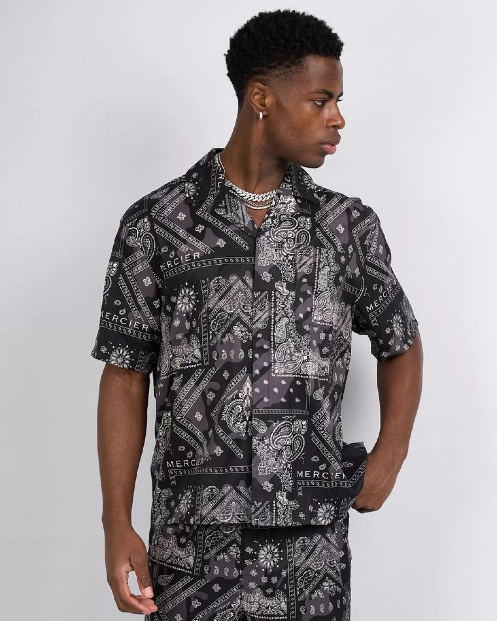 black_paisley_resort_shirt_2.webp Sale Mercier Black Paisley Resort Shirt