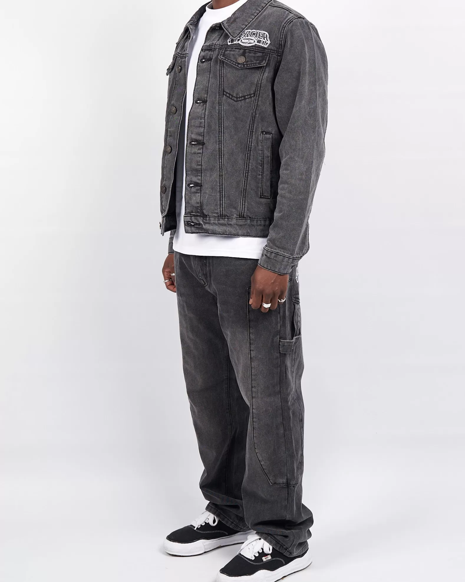charcoal_court_relaxed_jeans_4.webp Best Mercier Charcoal Court Relaxed Jeans
