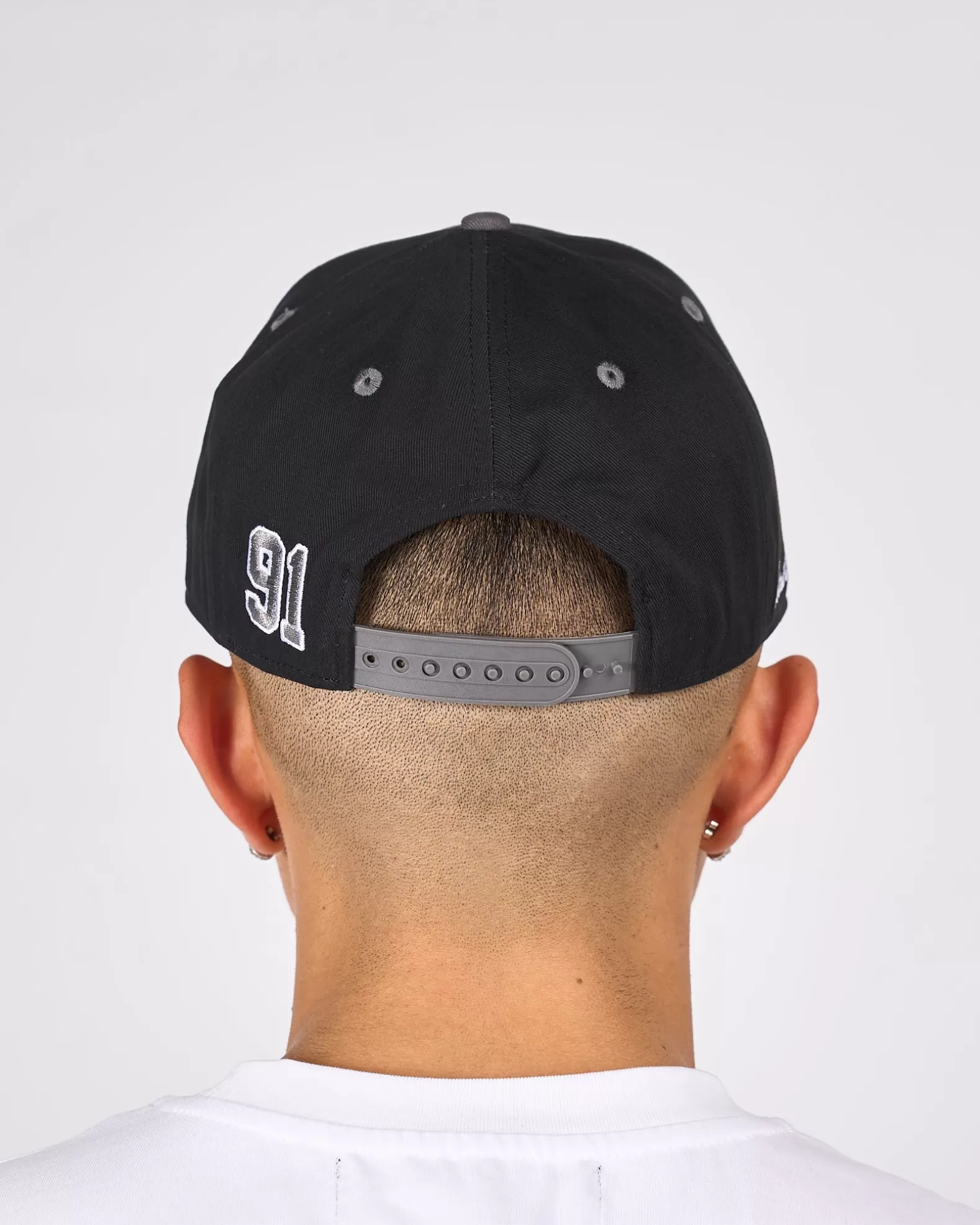 grey_idaho_snapback_3.webp Clearance Mercier Grey Idaho Snapback