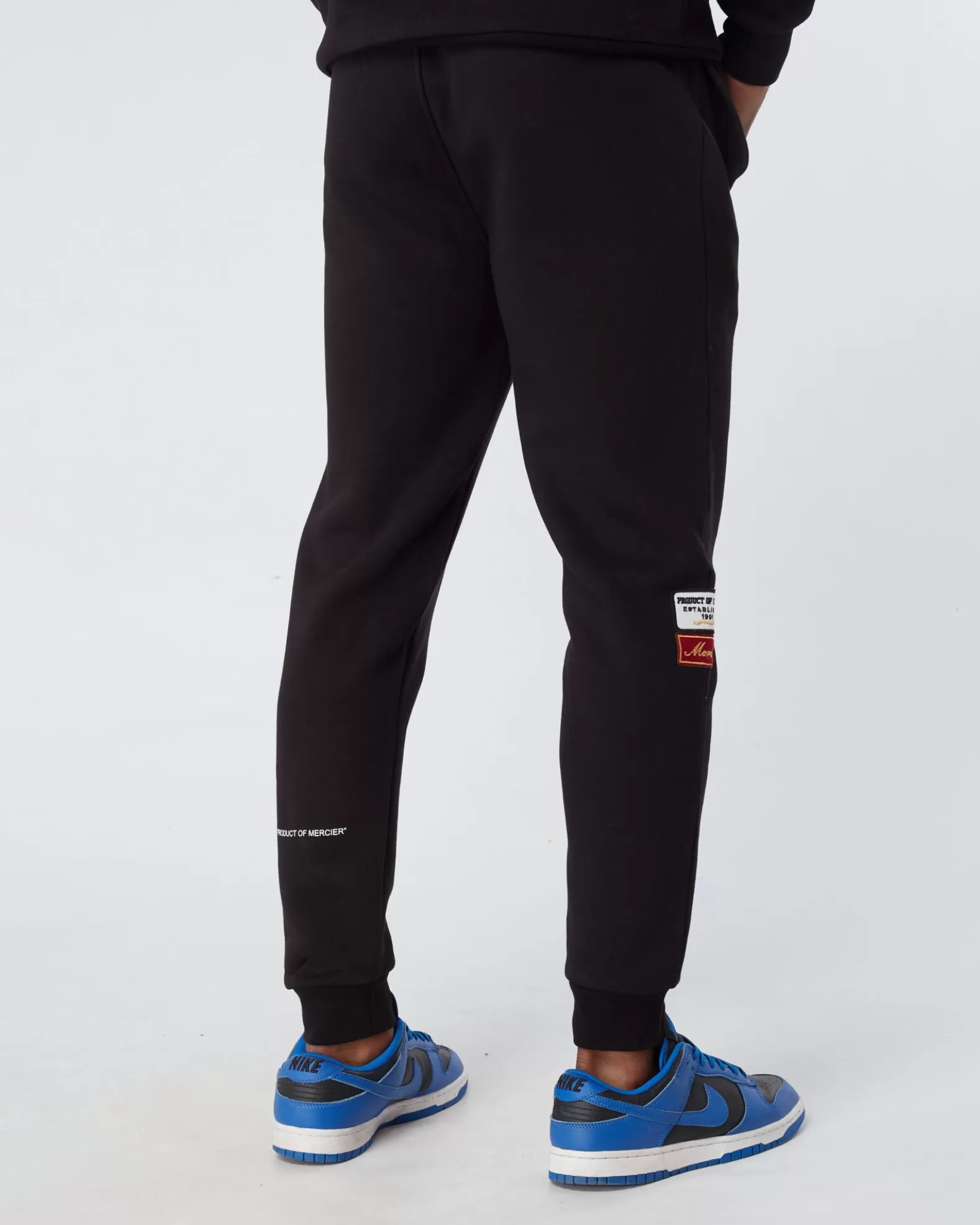 mercier_og_badge_jogger_black_3.webp Store Mercier OG Badge Jogger Black