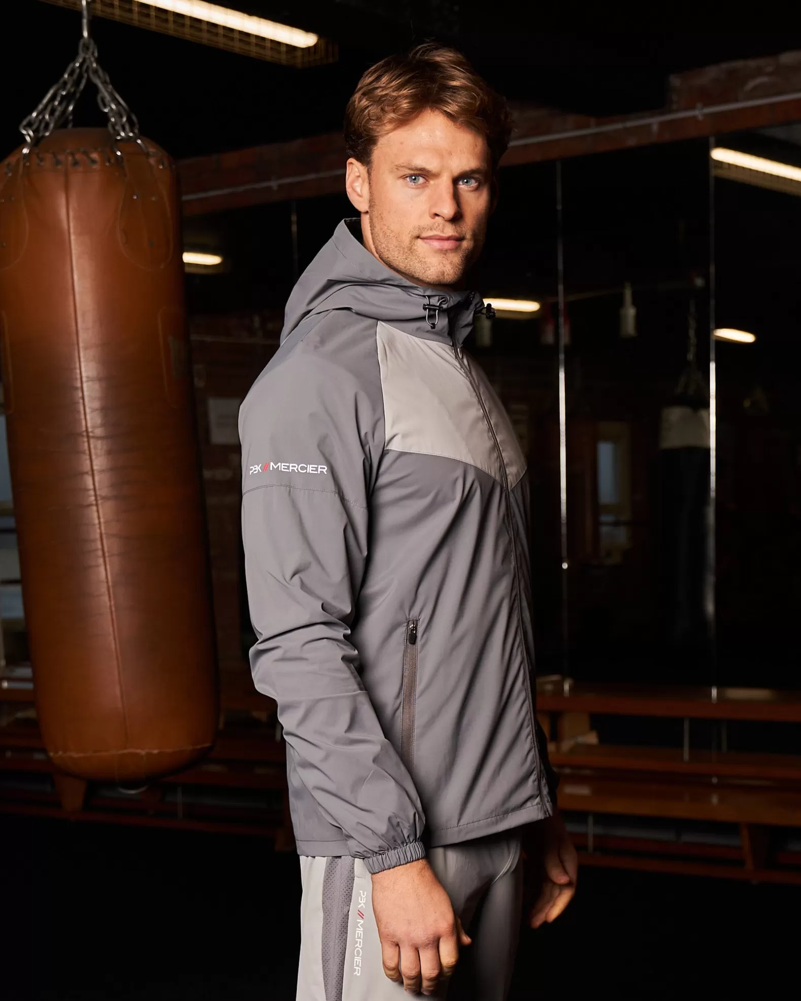 pbkmercier_performance_windbreaker_grey_4.webp Outlet Mercier PBK// Performance Windbreaker Grey
